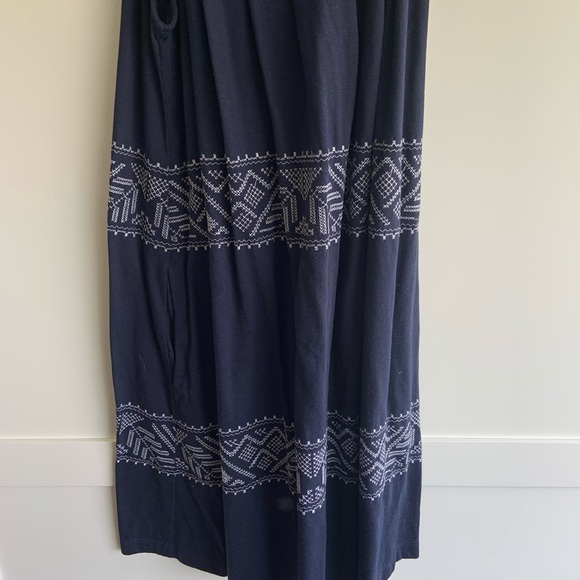 Navy GAP Sundress - Picture 3 of 3